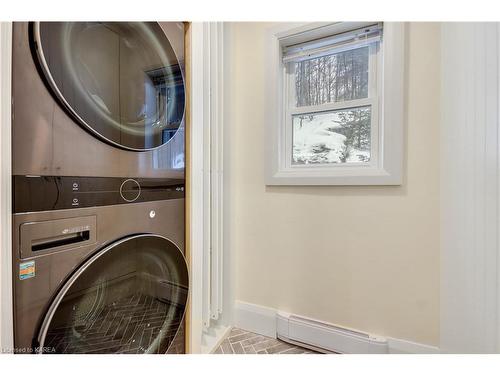 459 Deadlock Bay Road, Elgin, ON - Indoor Photo Showing Laundry Room