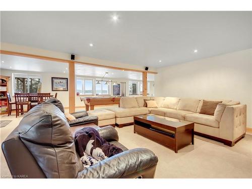 459 Deadlock Bay Road, Elgin, ON - Indoor Photo Showing Living Room