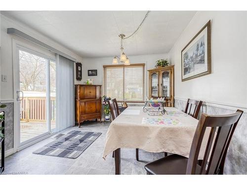 37 First Avenue, Kingston, ON - Indoor Photo Showing Dining Room