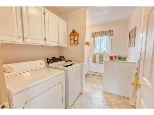 392A Badour Road, Maberly, ON - Indoor Photo Showing Laundry Room