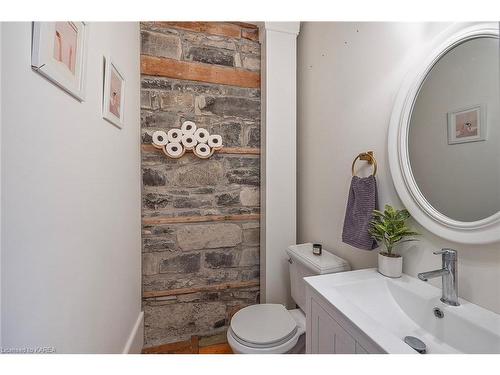 283 Simmons Road, Odessa, ON - Indoor Photo Showing Bathroom