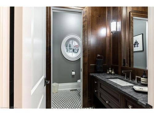 251 Clark Drive, Gananoque, ON - Indoor Photo Showing Bathroom