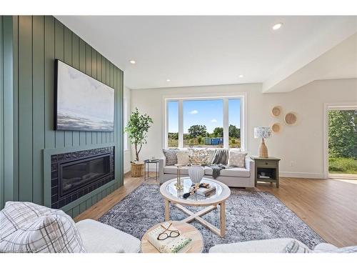 157 Mcdonough Crescent, Amherstview, ON - Indoor Photo Showing Living Room With Fireplace