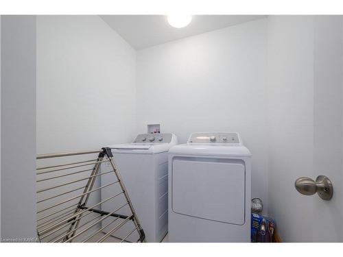 17 Millcreek Drive, Odessa, ON - Indoor Photo Showing Laundry Room