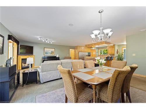 4733 Taylor Kidd Boulevard, Bath, ON - Indoor Photo Showing Dining Room