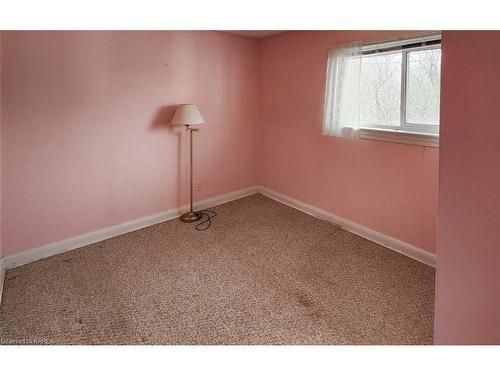 3028 County Road 29, Elizabethtown, ON - Indoor Photo Showing Other Room