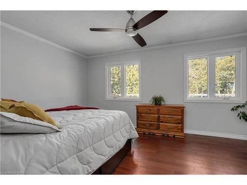 622 Cedarstone Road, Tamworth, ON - Indoor Photo Showing Bedroom