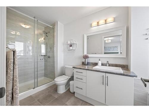 1237 Max Crescent, Kingston, ON - Indoor Photo Showing Bathroom