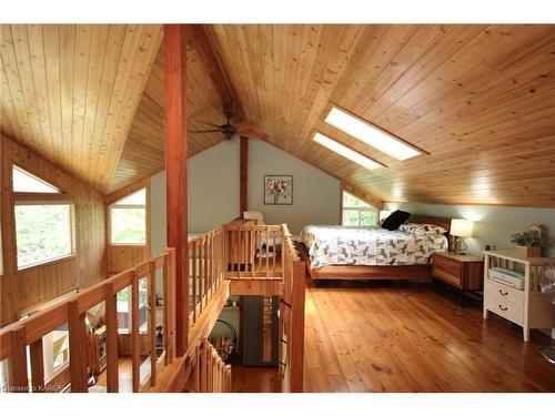 76 Downie Island, Lansdowne, ON - Indoor Photo Showing Bedroom