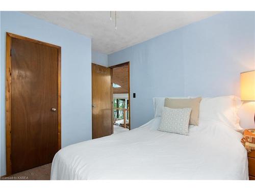 1034 Browns Lane, North Frontenac, ON - Indoor Photo Showing Bedroom
