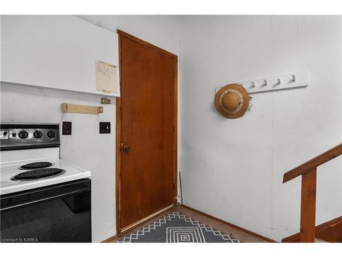 1034 Browns Lane, North Frontenac, ON - Indoor Photo Showing Kitchen