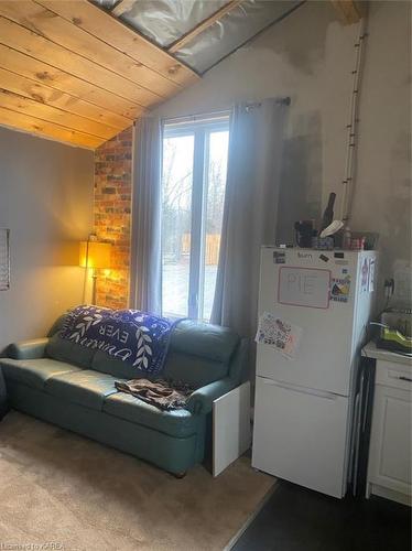 8 Norway Road, Deseronto, ON - Indoor Photo Showing Laundry Room