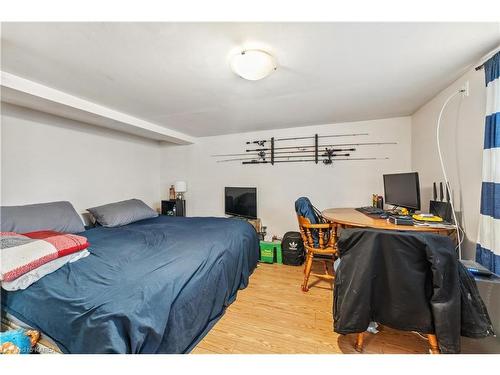 171 Regent Street, Kingston, ON - Indoor Photo Showing Bedroom