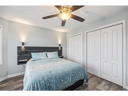 317 Rose Abbey Drive, Kingston, ON - Indoor Photo Showing Bedroom