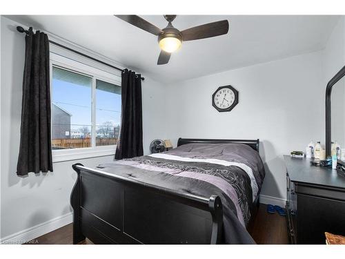50 Harvard Place, Amherstview, ON - Indoor Photo Showing Bedroom