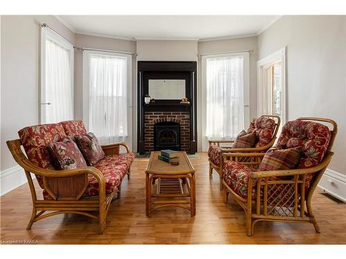 195 Market Street, Gananoque, ON - Indoor Photo Showing Living Room With Fireplace