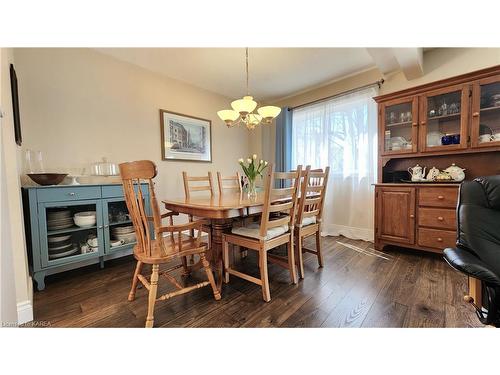 835 Larchwood Crescent, Kingston, ON - Indoor Photo Showing Dining Room