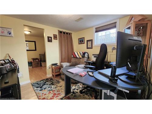 835 Larchwood Crescent, Kingston, ON - Indoor Photo Showing Office