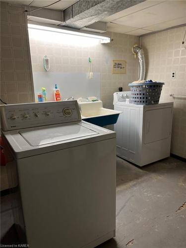 798 Ashley Crescent, Kingston, ON - Indoor Photo Showing Laundry Room