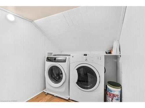 2478 Middle Road, Kingston, ON - Indoor Photo Showing Laundry Room
