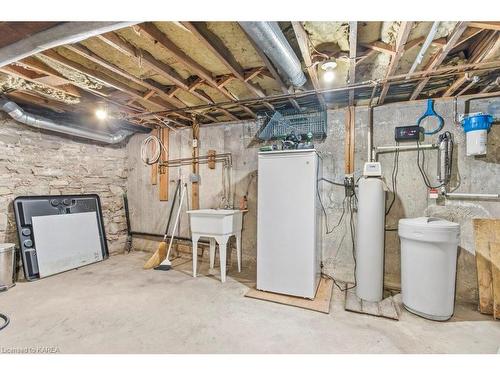 2478 Middle Road, Kingston, ON - Indoor Photo Showing Basement