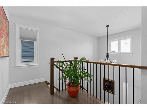 1298 Carfa Crescent, Kingston, ON - Indoor Photo Showing Other Room