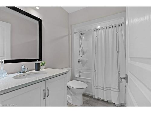 1298 Carfa Crescent, Kingston, ON - Indoor Photo Showing Bathroom