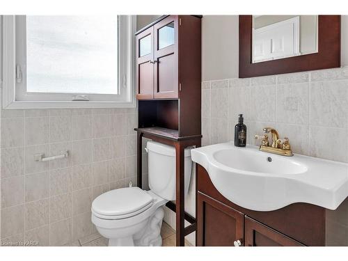2969 Highway 15, Kingston, ON - Indoor Photo Showing Bathroom