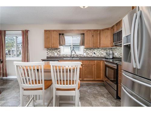 5 Kyle Court, Frankford, ON - Indoor Photo Showing Kitchen