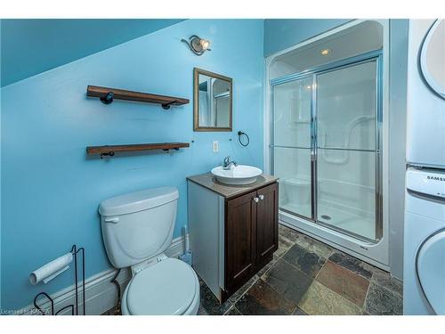 460 Cliffe Road, Lansdowne, ON - Indoor Photo Showing Bathroom