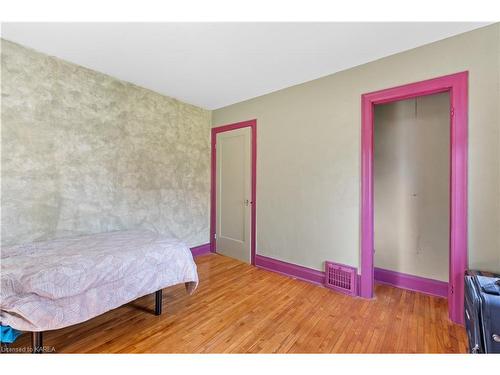 91 Baiden Street, Kingston, ON - Indoor Photo Showing Bedroom