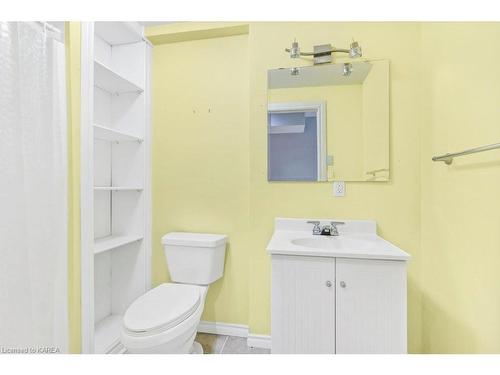 1717 Reginald Bart Drive, Kingston, ON - Indoor Photo Showing Bathroom