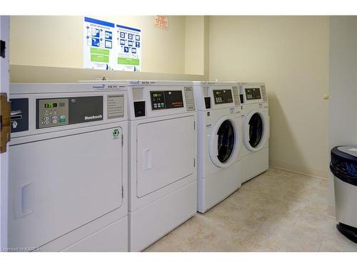 401-334 Queen Mary Road, Kingston, ON - Indoor Photo Showing Laundry Room