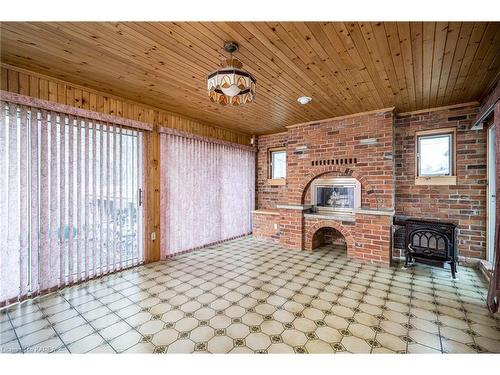 25 Sunset Crescent, Napanee, ON -  Photo Showing Other Room