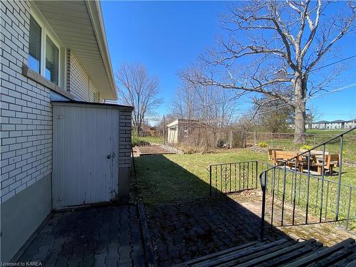 25 Sunset Crescent, Napanee, ON - Outdoor
