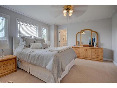 1338 Grace Avenue, Kingston, ON - Indoor Photo Showing Bedroom