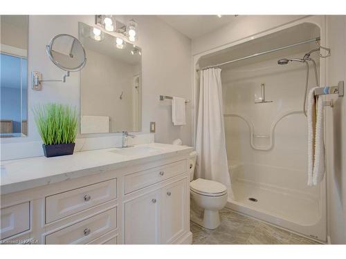 1338 Grace Avenue, Kingston, ON - Indoor Photo Showing Bathroom
