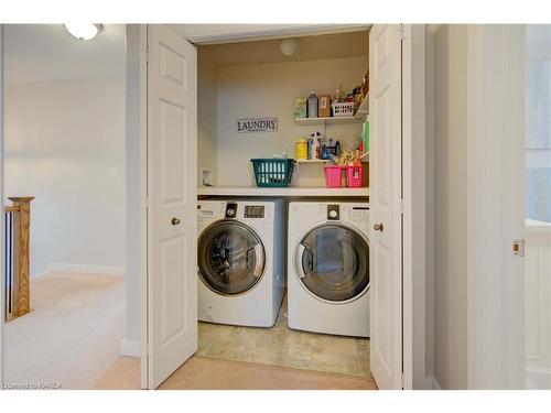 1338 Grace Avenue, Kingston, ON - Indoor Photo Showing Laundry Room