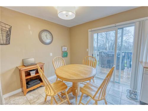 119 Purdy Road, Bath, ON - Indoor Photo Showing Dining Room
