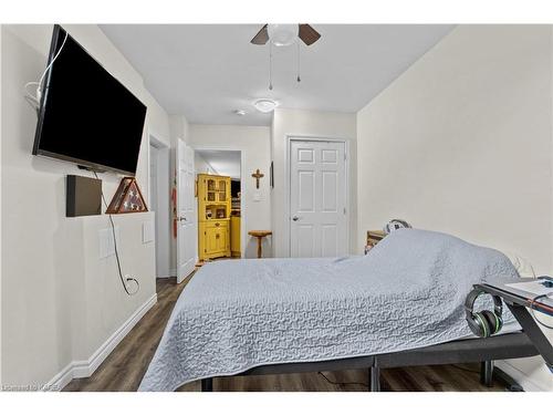 185 Elm Street, Gananoque, ON - Indoor Photo Showing Bedroom