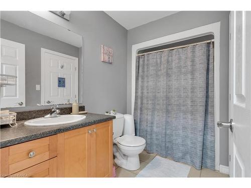1059 Greenwood Park Drive, Kingston, ON - Indoor Photo Showing Bathroom