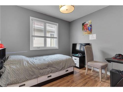 1059 Greenwood Park Drive, Kingston, ON - Indoor Photo Showing Bedroom