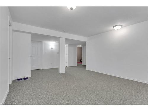 1059 Greenwood Park Drive, Kingston, ON - Indoor Photo Showing Other Room