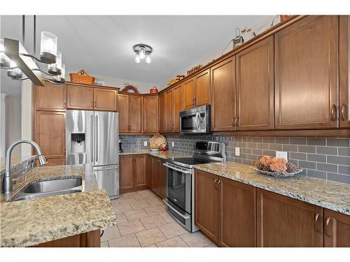833 Roshan Drive, Kingston, ON - Indoor Photo Showing Kitchen With Double Sink