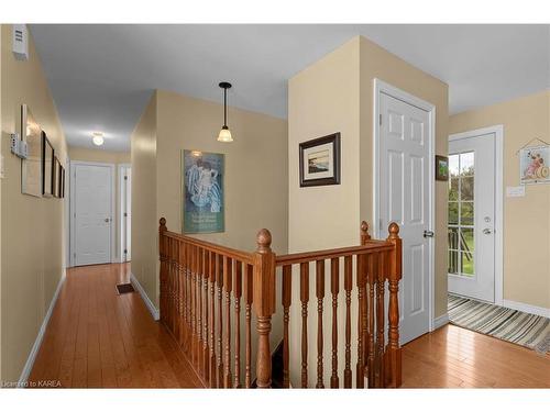 502 Shermans Point Road, Greater Napanee, ON - Indoor Photo Showing Other Room