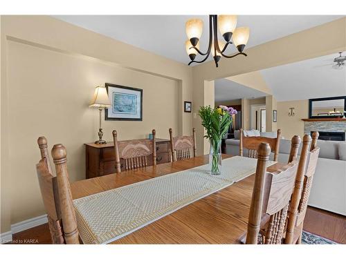 502 Shermans Point Road, Greater Napanee, ON - Indoor Photo Showing Dining Room