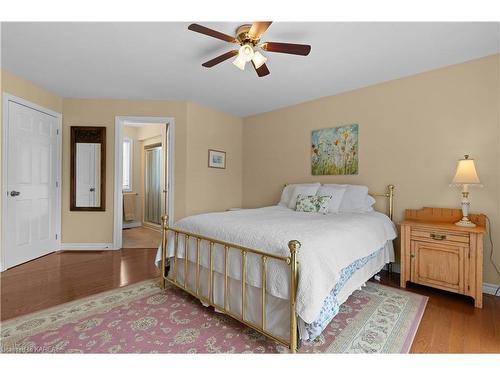 502 Shermans Point Road, Greater Napanee, ON - Indoor Photo Showing Bedroom