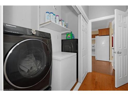 175 Brennan Road, Belleville, ON - Indoor Photo Showing Laundry Room