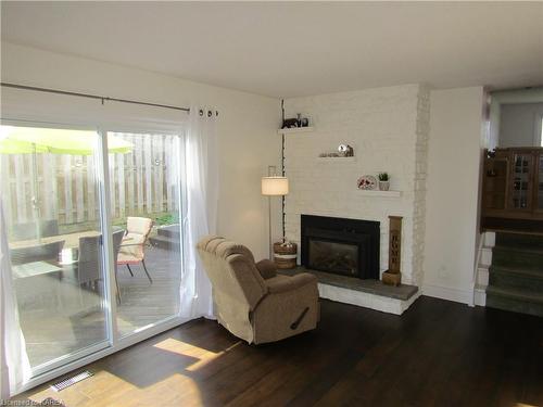 721 Holgate Crescent, Kingston, ON - Indoor Photo Showing Living Room With Fireplace