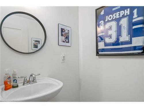 1407 Monarch Drive, Kingston, ON - Indoor Photo Showing Bathroom